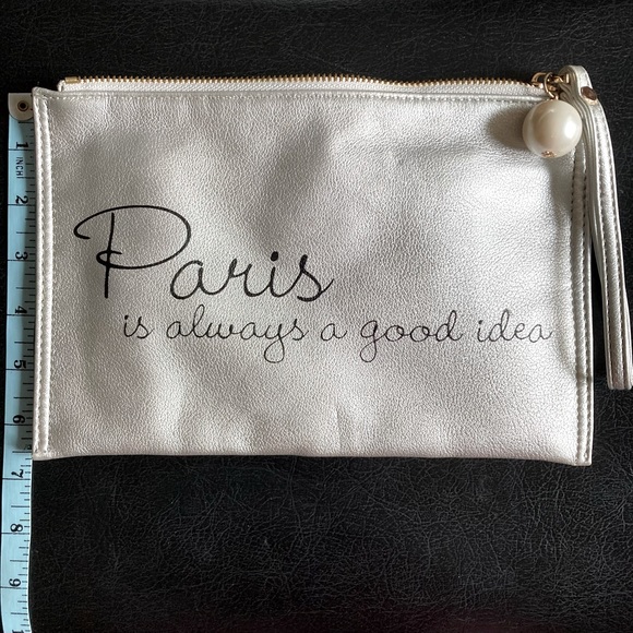 Deux Lux Silver Tone Faux Leather Paris Themed Large Wristlet Wallet Clutch - Picture 14 of 16